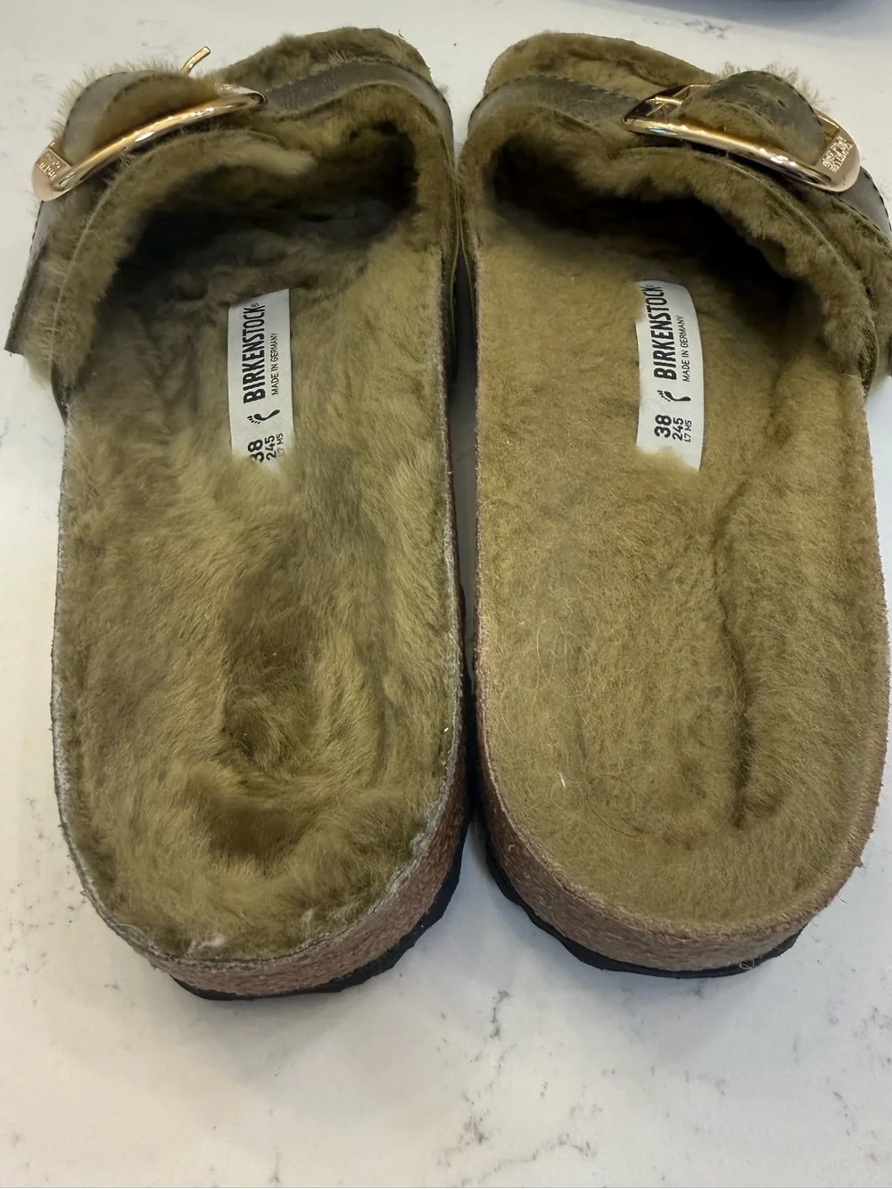 Birkenstock Madrid Big Buckle Shearling Oiled Leather Sandals in Olive Sz 38 - Picture 8 of 8
